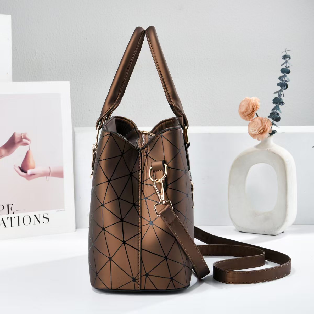 Fashion Women Structured Tote Bag, Geometric Line Printed Top Handle Handbag, Multi Way Carry Purse for All Seasons