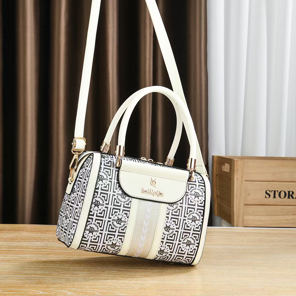 Elegant Retro Monogram Print PU Leather Handbag for Women, Top Handle Satchel with Removable Shoulder Strap, Ideal Gift